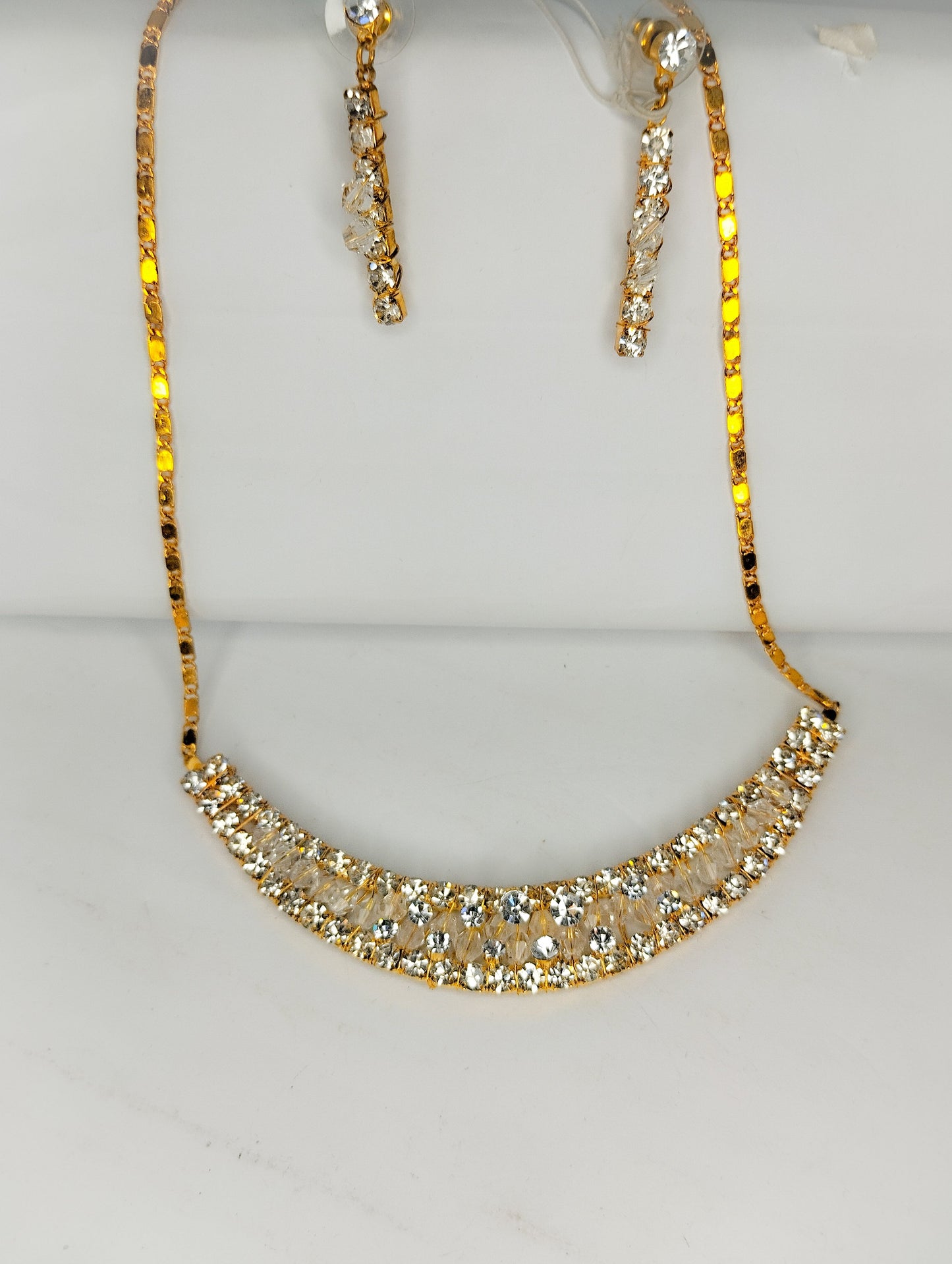 Gold plated traditional tassels necklace set with earrings