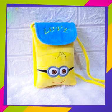 Minion character girls Mobil pouch