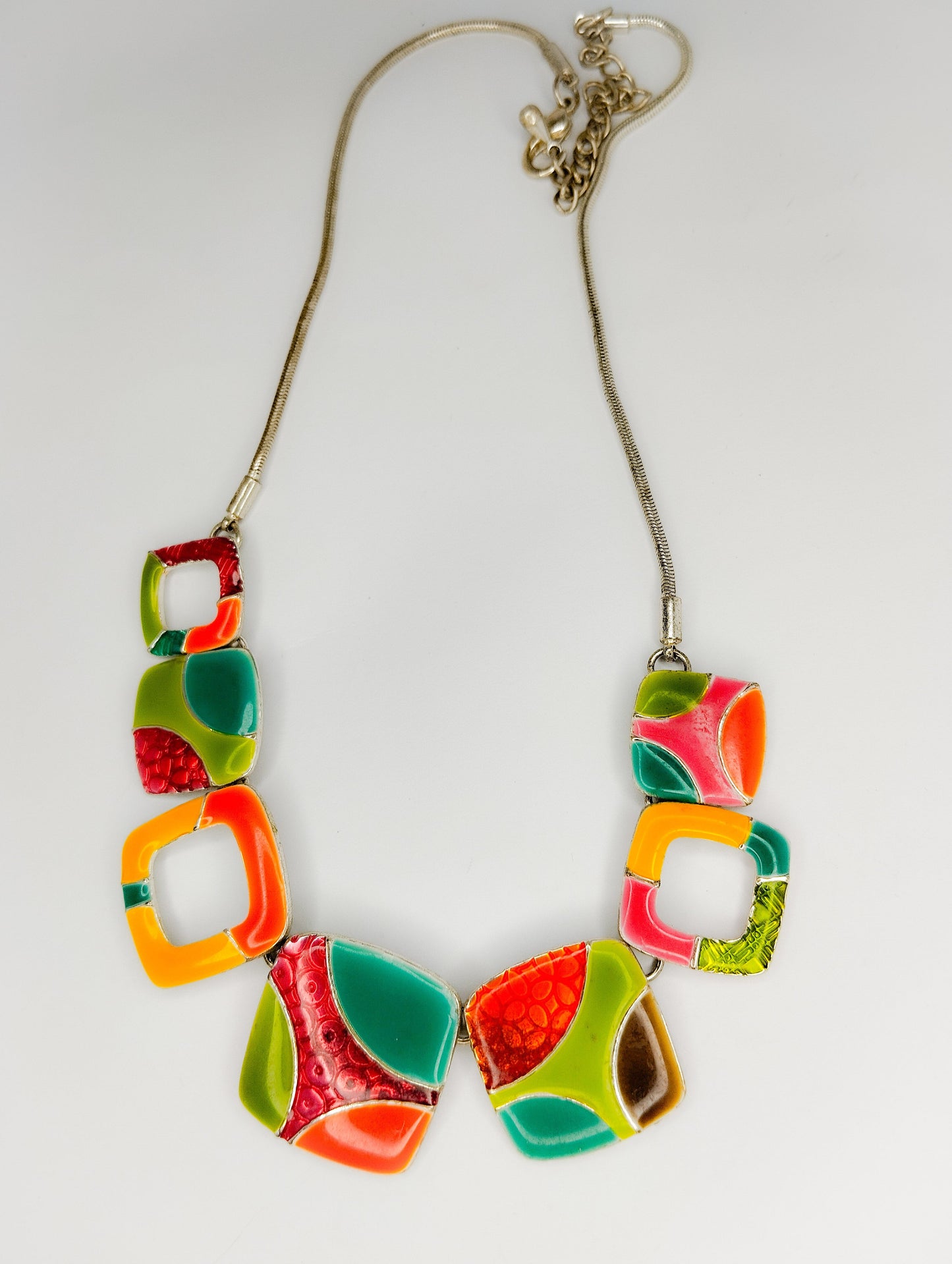 High quality multicoloured necklace