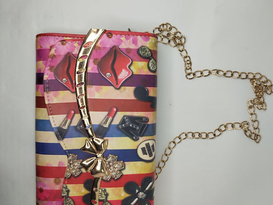 Multicoloured clutch